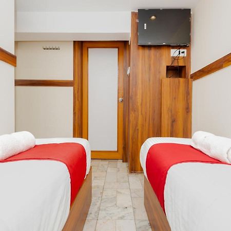 Hotel Kgn Near Cst Railway Station Mumbai And Haj House Mumbai Near Crawford Market Bombaj Zewnętrze zdjęcie