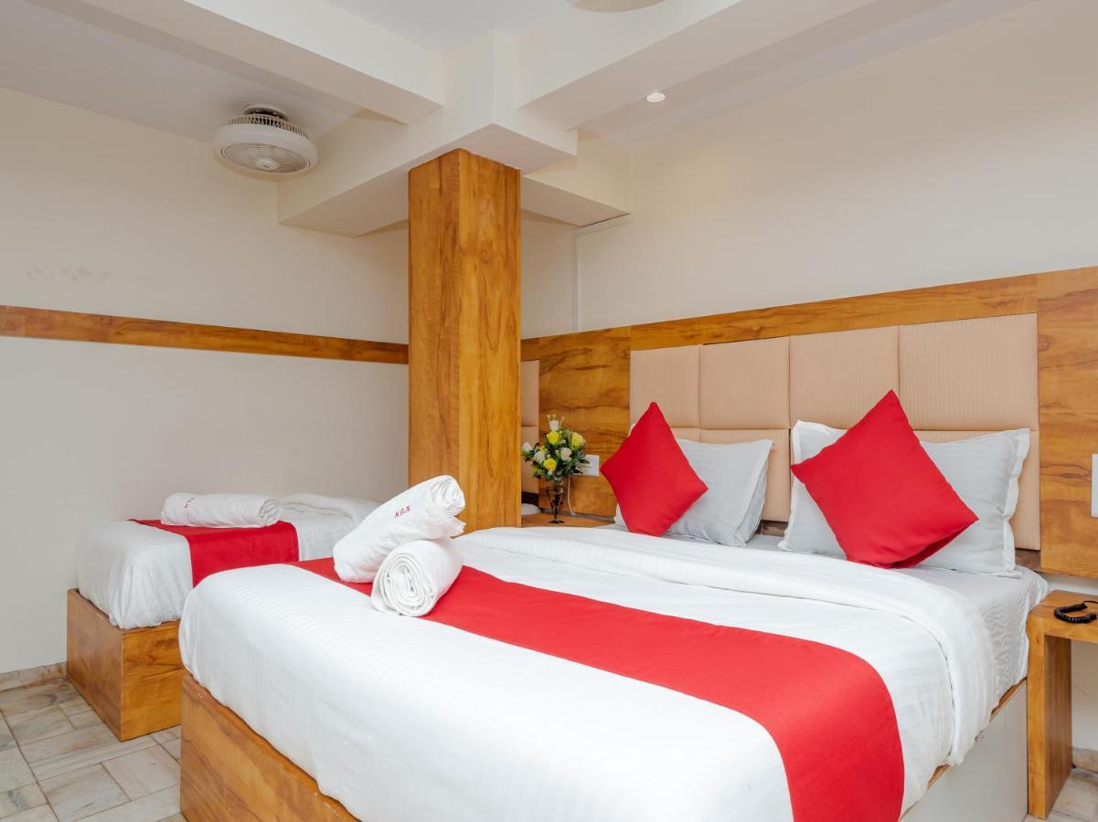 Hotel Kgn Near Cst Railway Station Mumbai And Haj House Mumbai Near Crawford Market Bombaj Zewnętrze zdjęcie