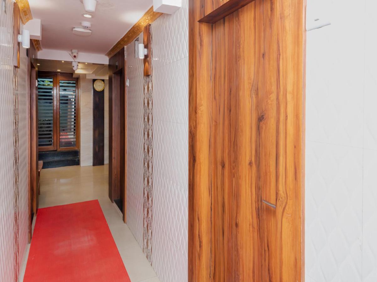 Hotel Kgn Near Cst Railway Station Mumbai And Haj House Mumbai Near Crawford Market Bombaj Zewnętrze zdjęcie