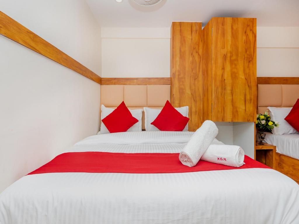 Hotel Kgn Near Cst Railway Station Mumbai And Haj House Mumbai Near Crawford Market Bombaj Zewnętrze zdjęcie